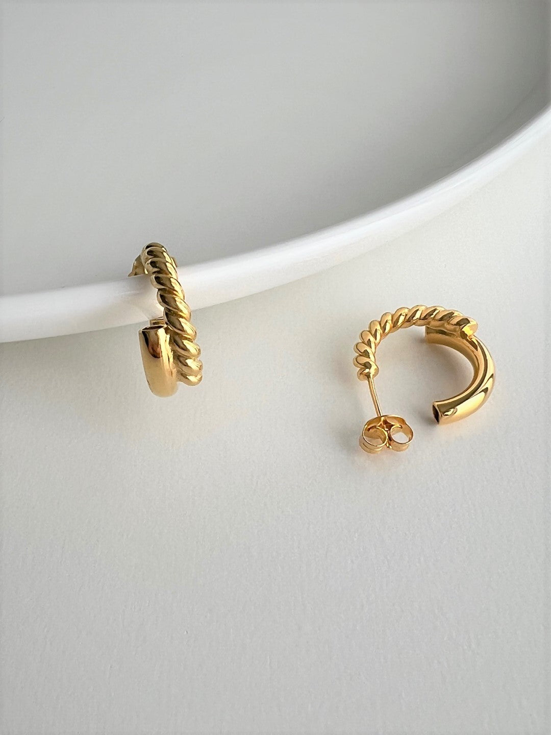 Emma Classic Hoop Silver Earrings
