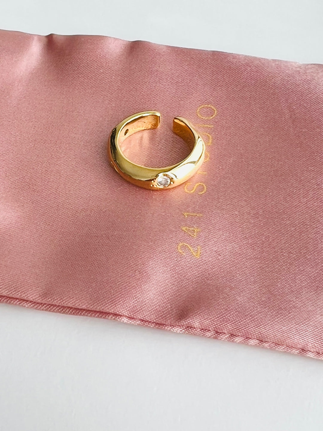 Lipsi Stylish Open Brass Ring - LIMITED EDITION