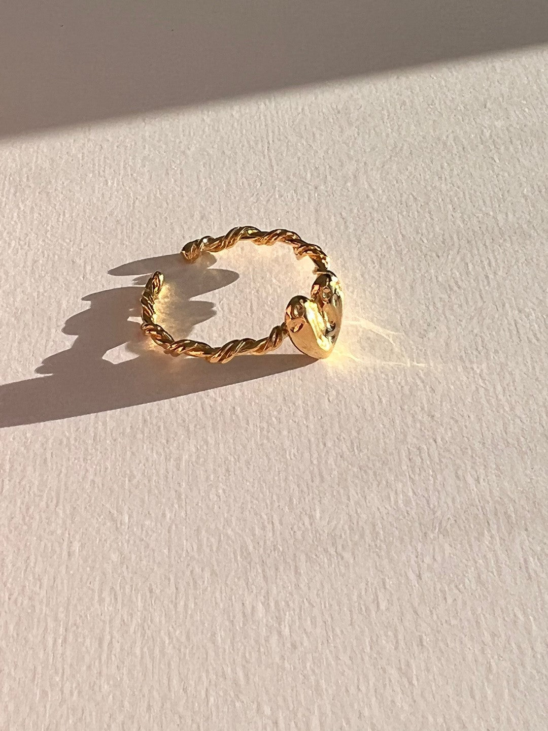Dokos Heart Stylish Ring