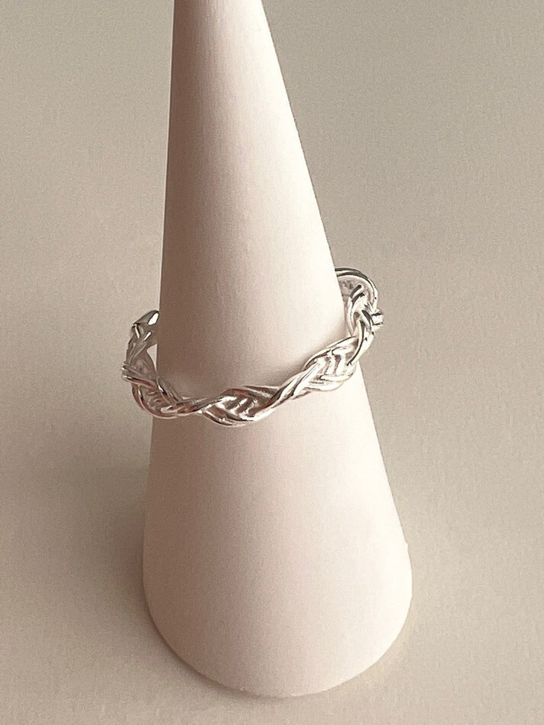 Annie Braided Twisted Ring