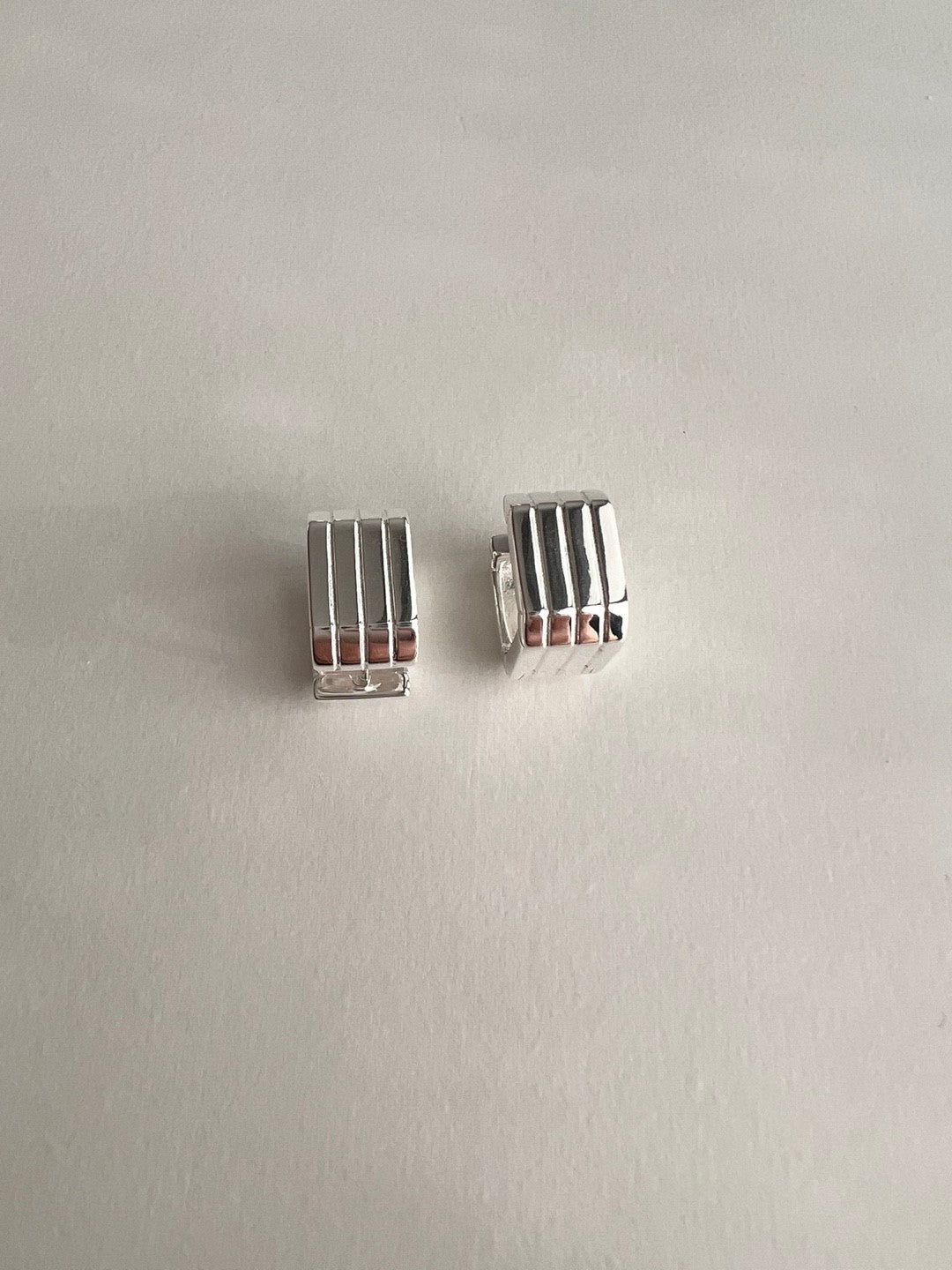 Sara Square Chic Earrings