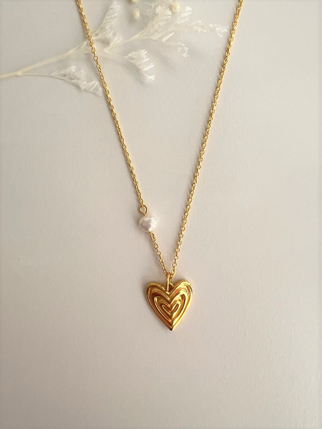 Kos Heart Pearl Point Necklace