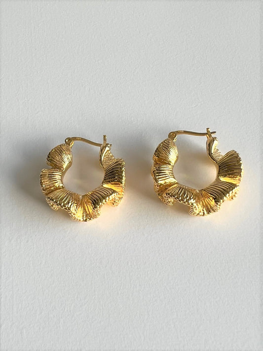 Dionne Vintage Look Hoop Earrings