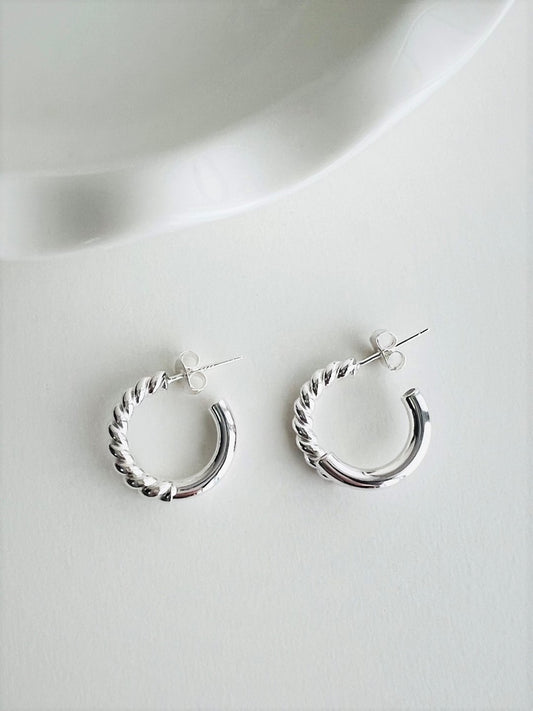 Emma Classic Hoop Silver Earrings
