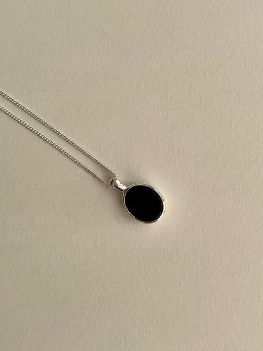 Alimia Black Agate Silver Necklace