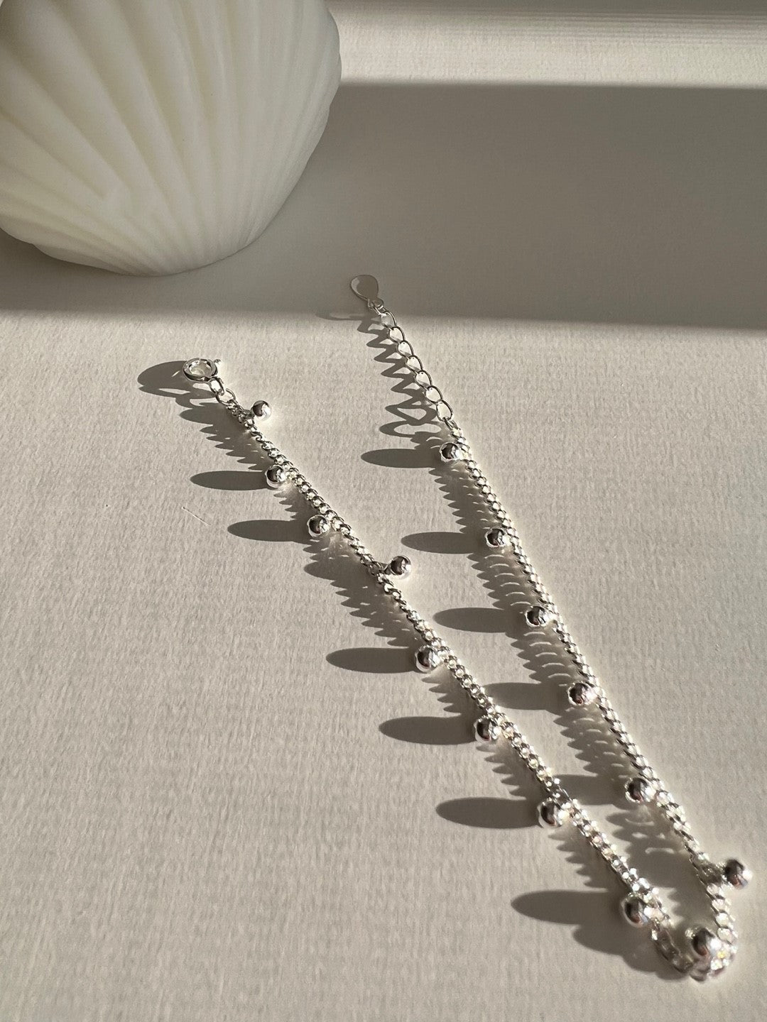 Ahe Little Dot Silver Bracelets