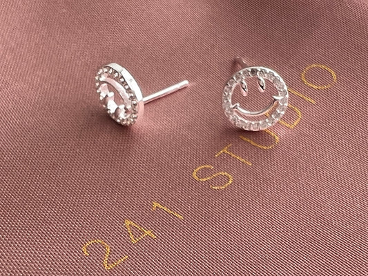 Milos Smiley Face Sparking Studs