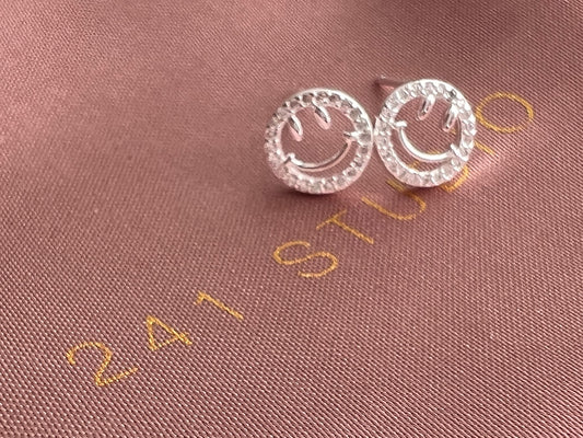 Milos Smiley Face Sparking Studs
