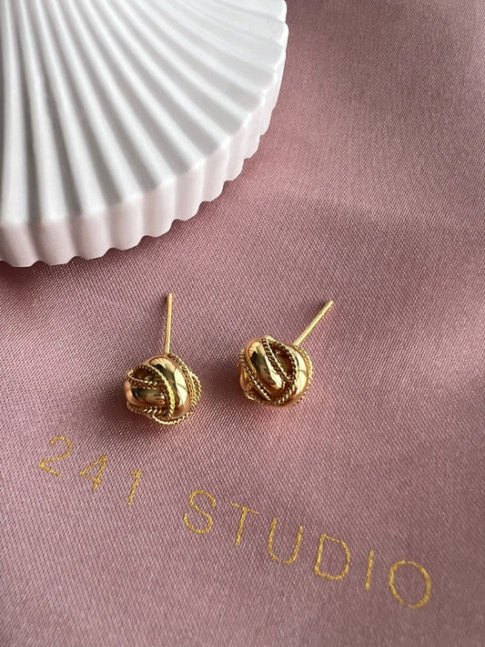 Anna Twisted Ball Studs