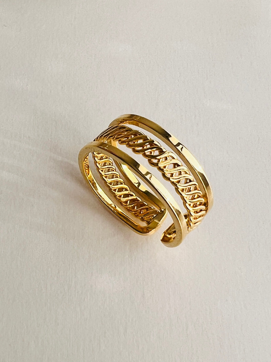 Lipsi Stylish Open Brass Ring - LIMITED EDITION