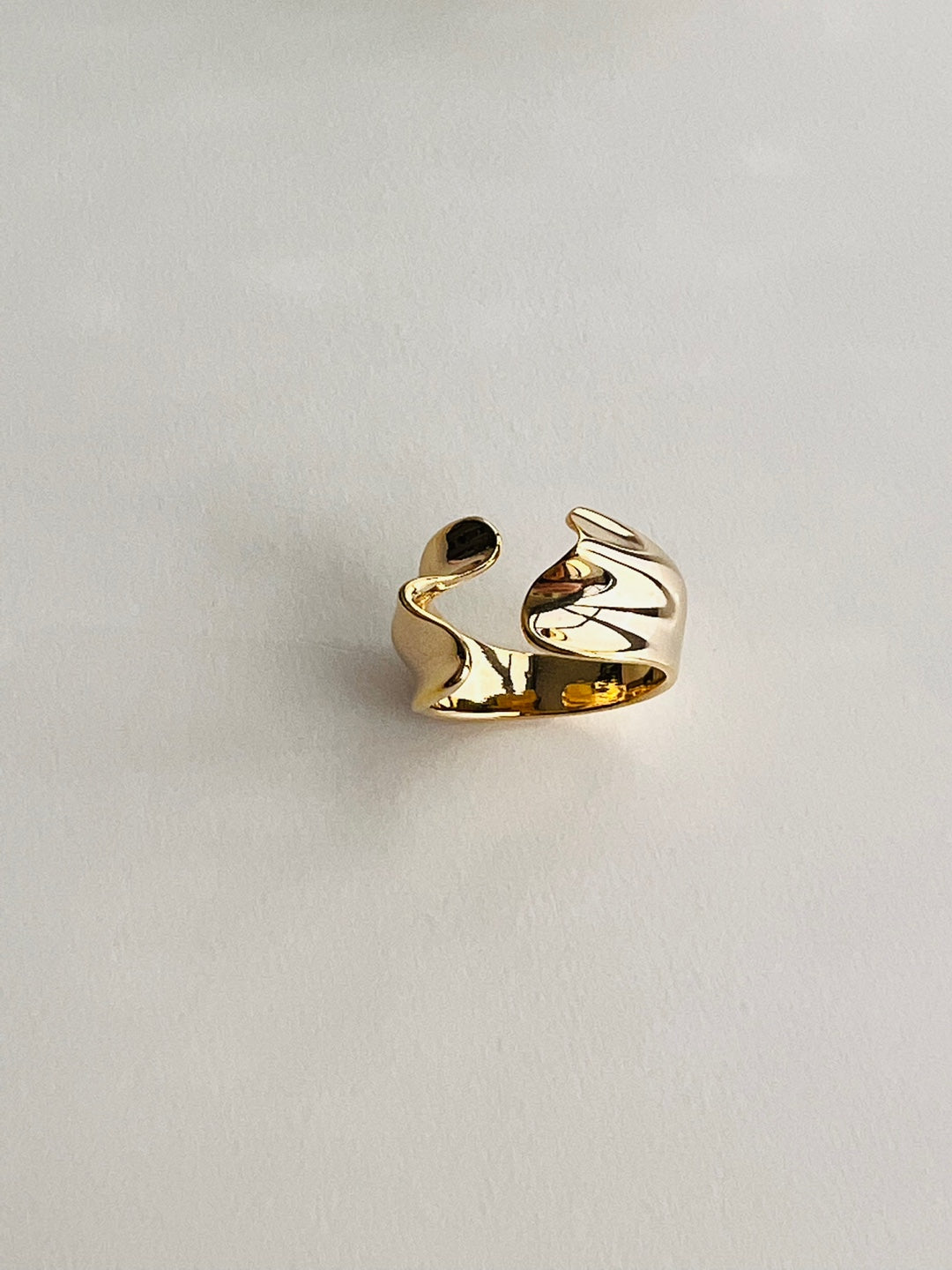 Lipsi Stylish Open Brass Ring - LIMITED EDITION