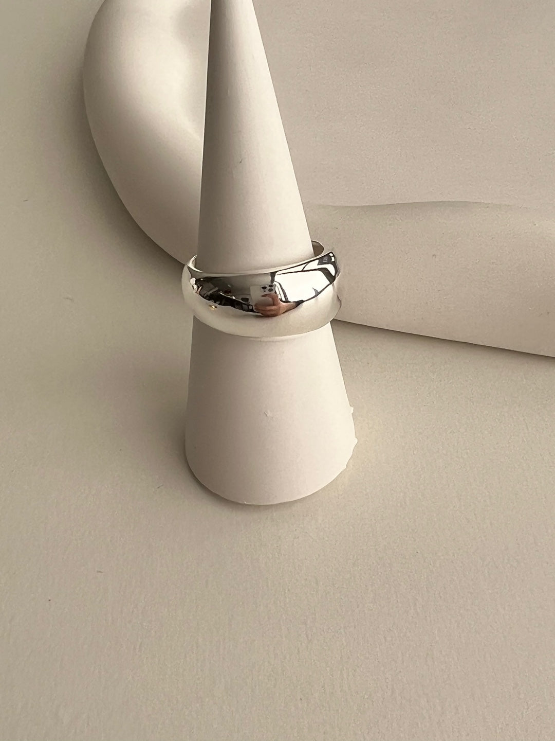 Chalki Simple Chic Ring