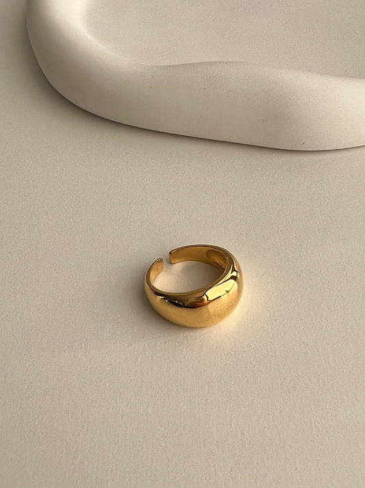 Chalki Simple Chic Ring