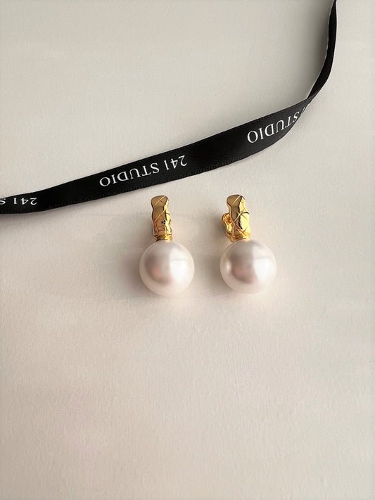Coco Pearl Earrings