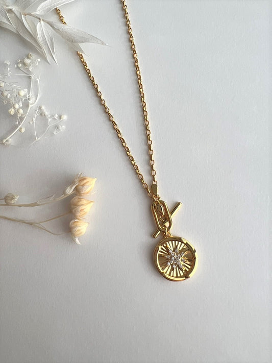 Stella Chic Star Sparkle Necklace