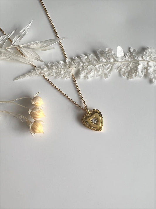 Stella Chic Heart Sparkle Necklace