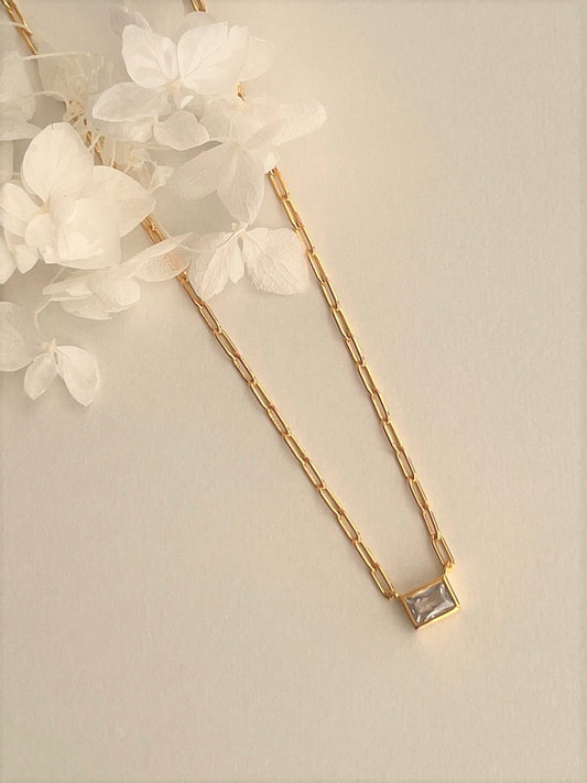 Stella Chic Rectangle Sparkle Necklace
