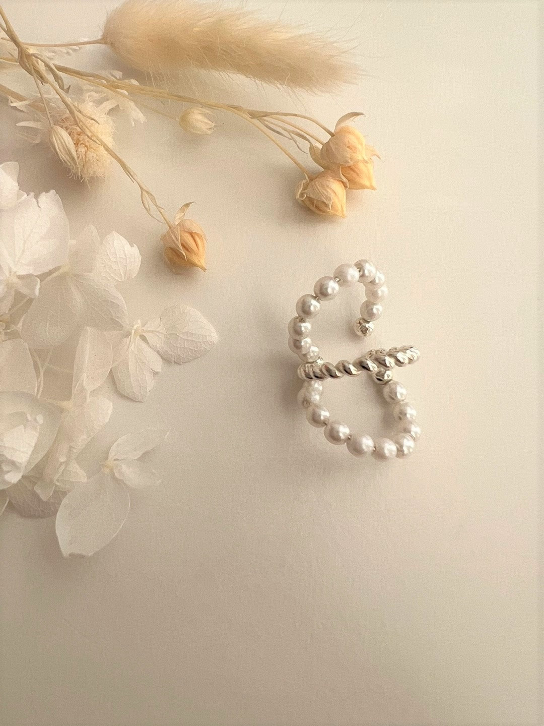 Ahe Single Chic Pearl Ear Cuff