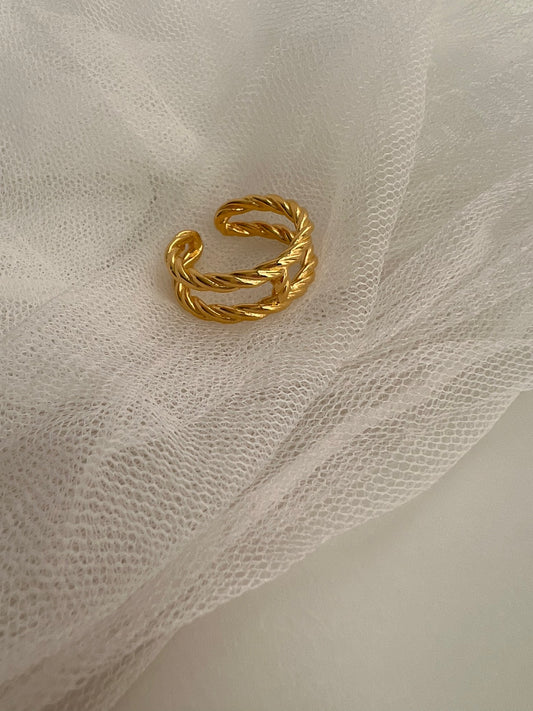 Sisi Stylish T Shape Ring