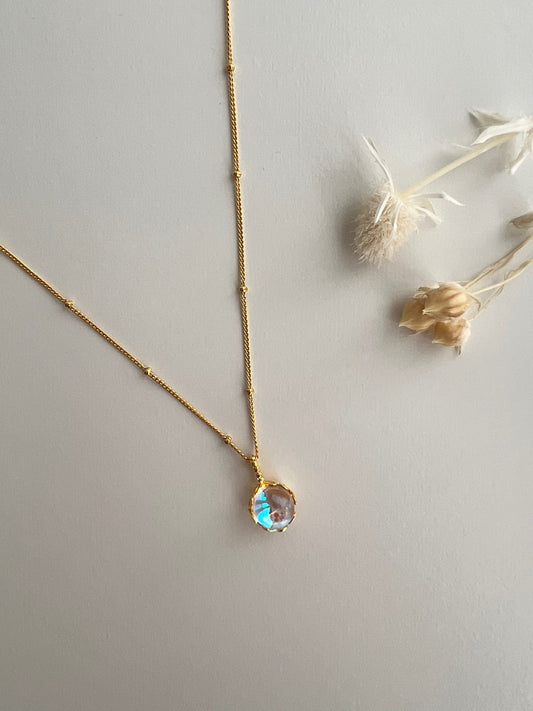 Sisi Cats Eye Stone Gold Necklace