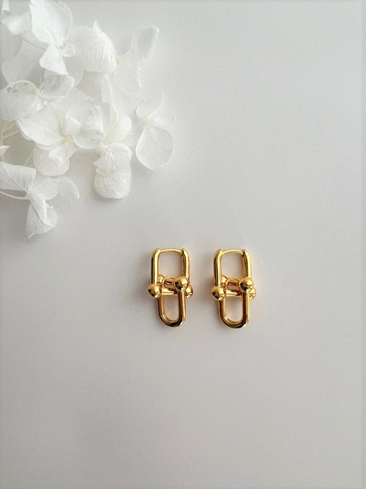 AK Classic Chain Earrings