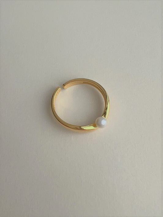 Cephalonia Pearl Point Silver Ring